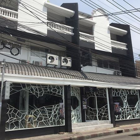 Rock Hotel Bangkok Exteriör bild