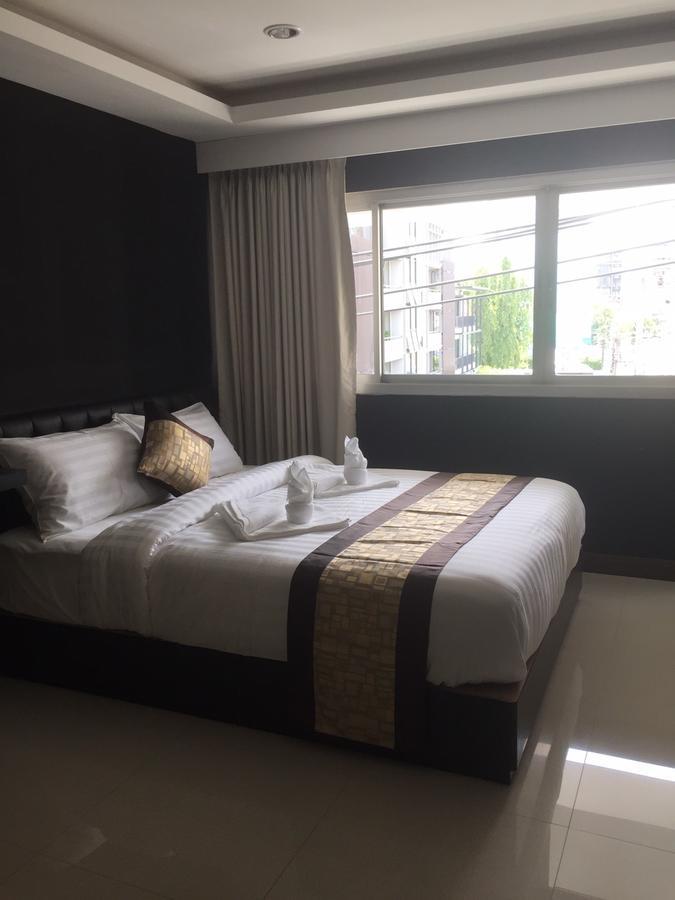 Rock Hotel Bangkok Exteriör bild